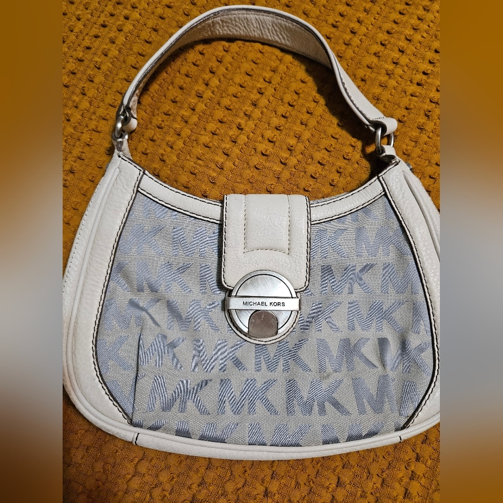 Michael Kors White and Gray Shoulder Bag